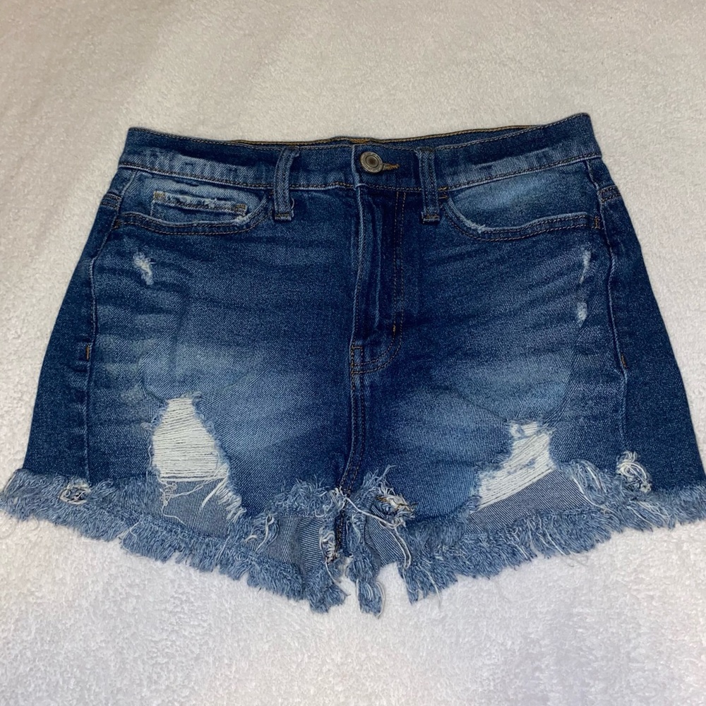 VINTAGE STRETCH CURVY HIGH RISE  MOM SHORTS